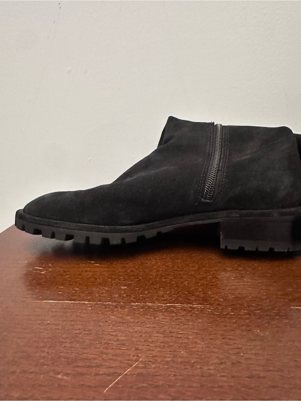 Stuart Weitzman Black Amber Suede Over-The-Knee Lug Sole Boots Size 5.5 - Picture 12 of 13